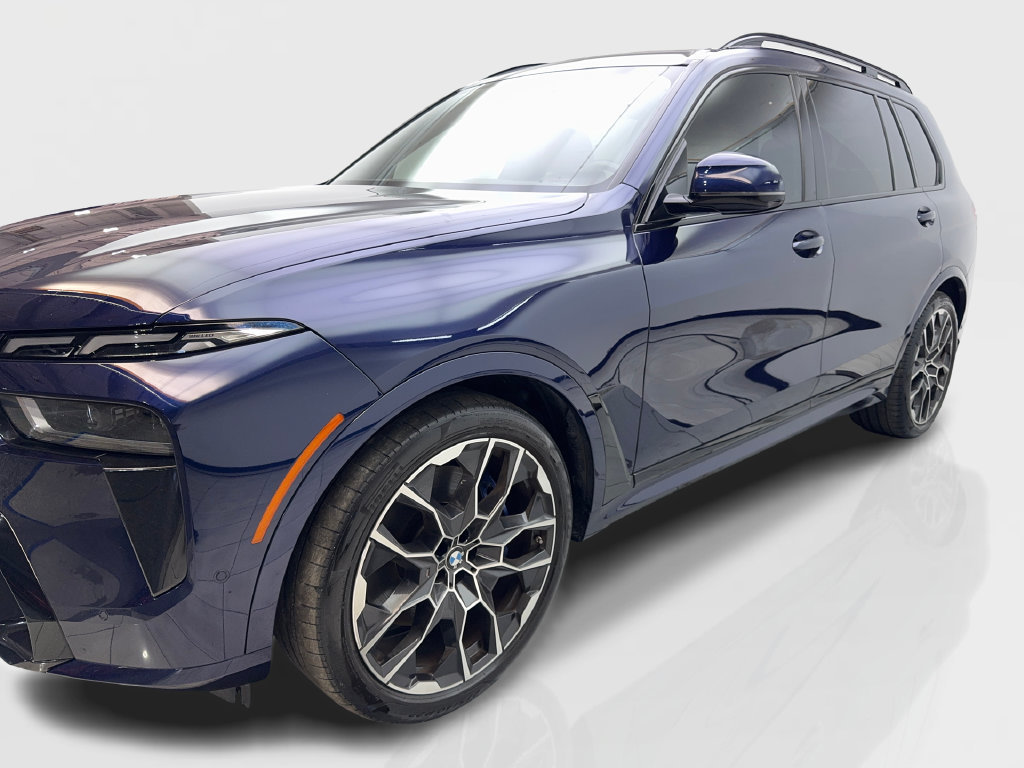 Used 2024 BMW X7 xDrive40i w/ Executive Package AWD/4WD image 12