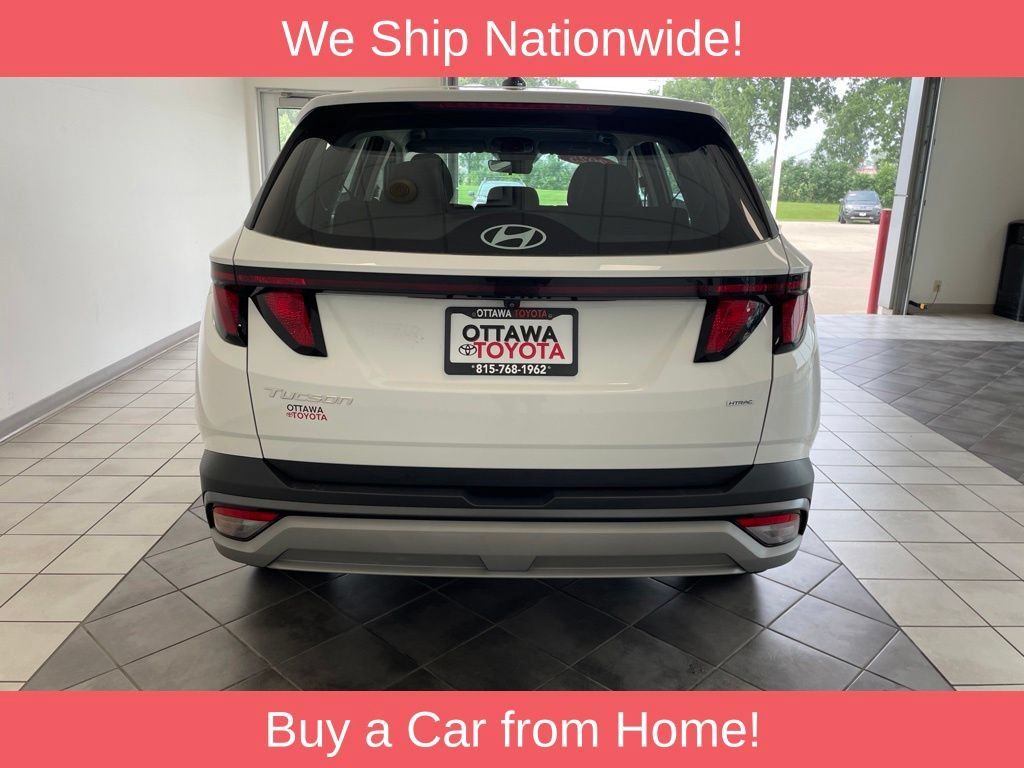 Used 2025 Hyundai Tucson SE AWD/4WD image 6