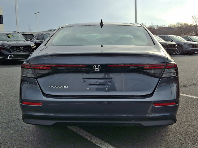 Certified 2023 Honda Accord LX image 5