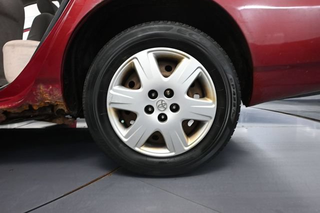 Used 2005 Toyota Corolla LE FWD image 11