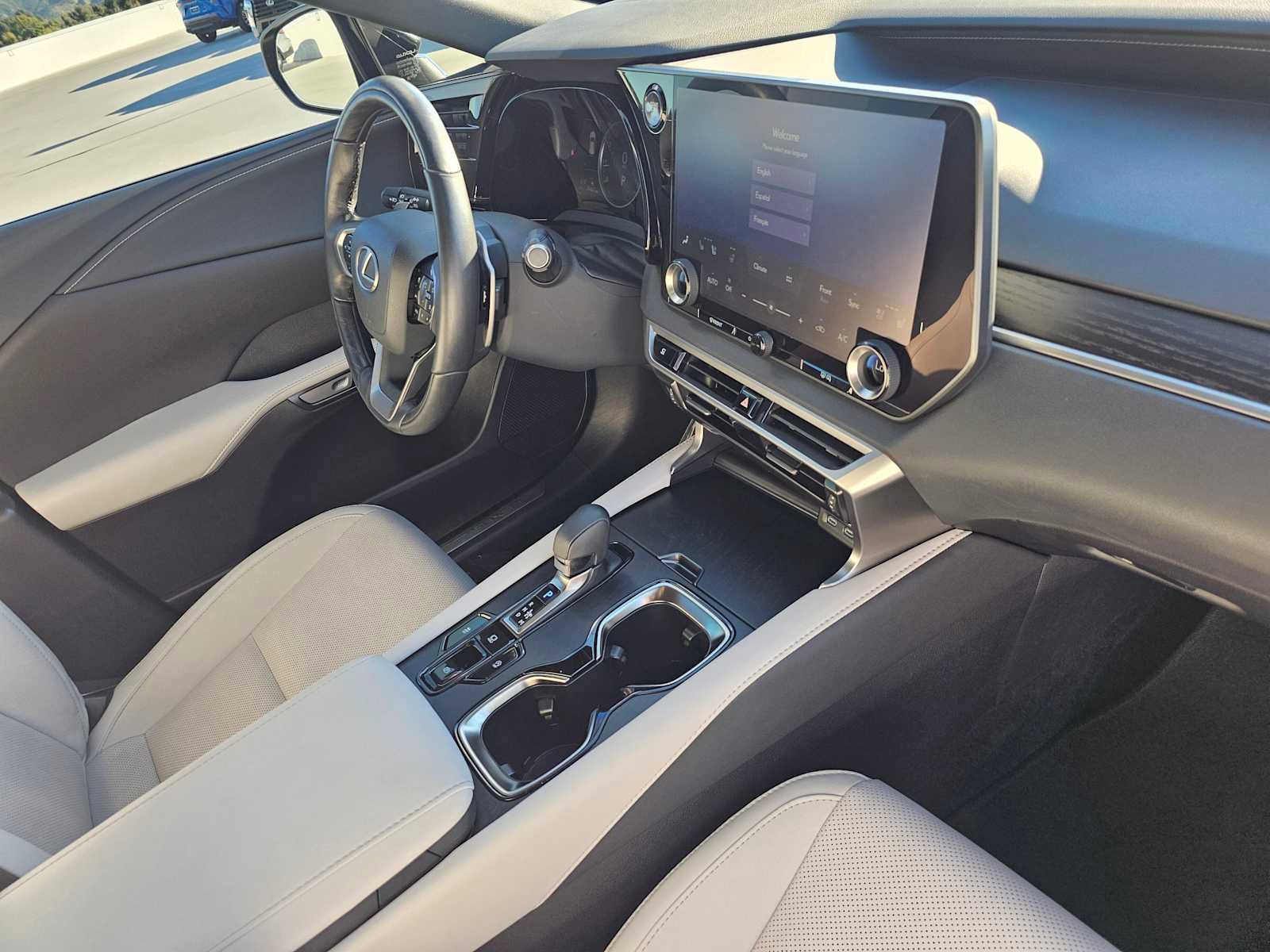 Certified 2024 Lexus RX 350 Premium w/ Accessory Package (Z1) image 11