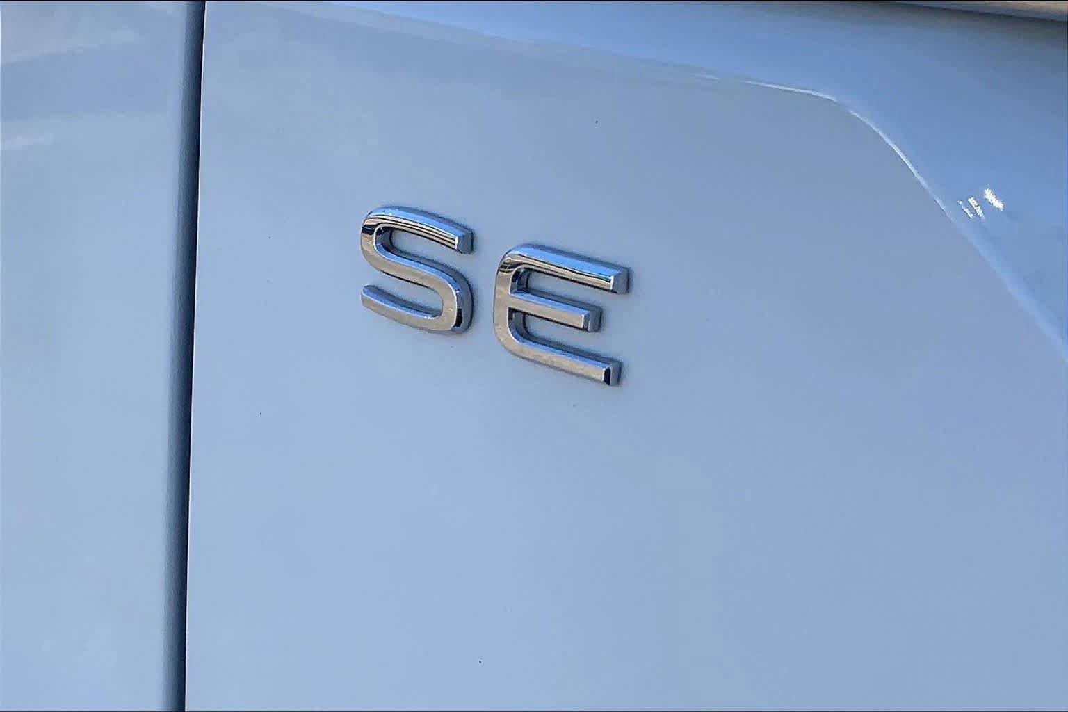 Used 2024 Volkswagen Atlas SE FWD image 10