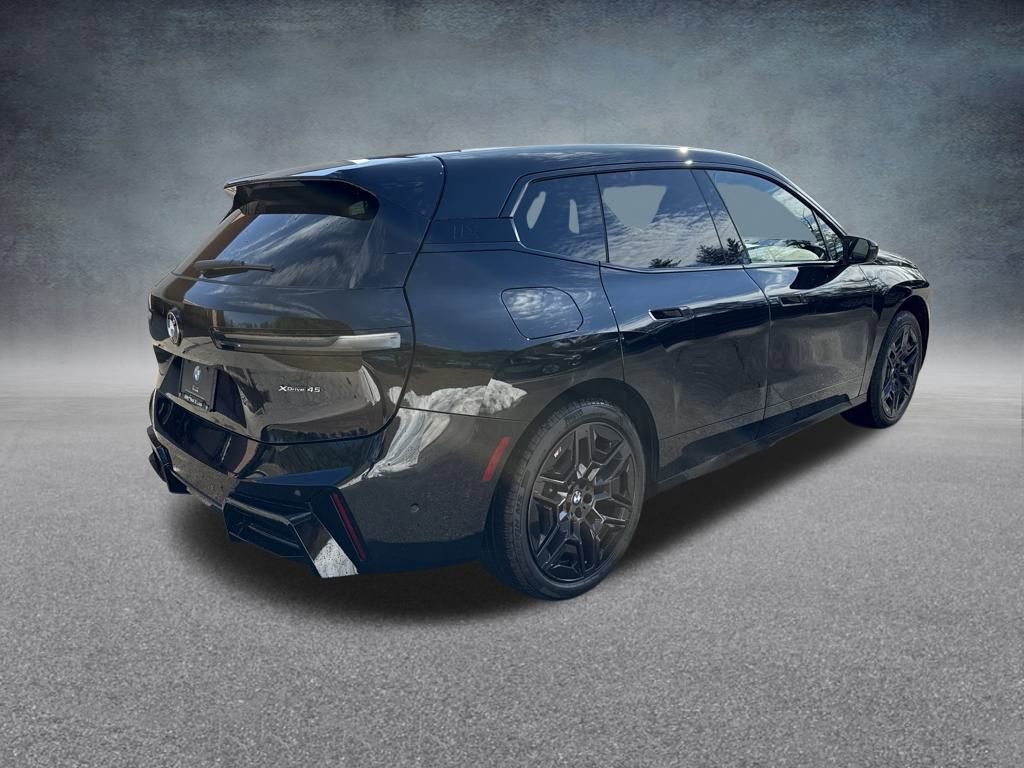 New 2026 BMW iX xDrive45 image 5