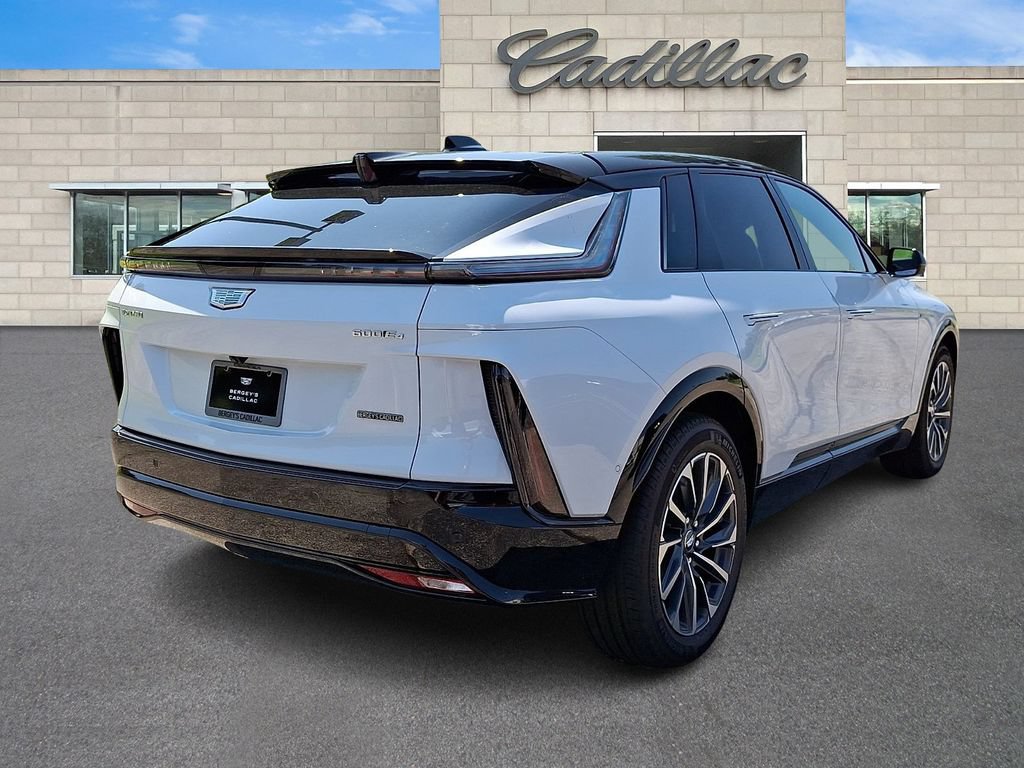 New 2026 Cadillac Lyriq Sport AWD/4WD image 3