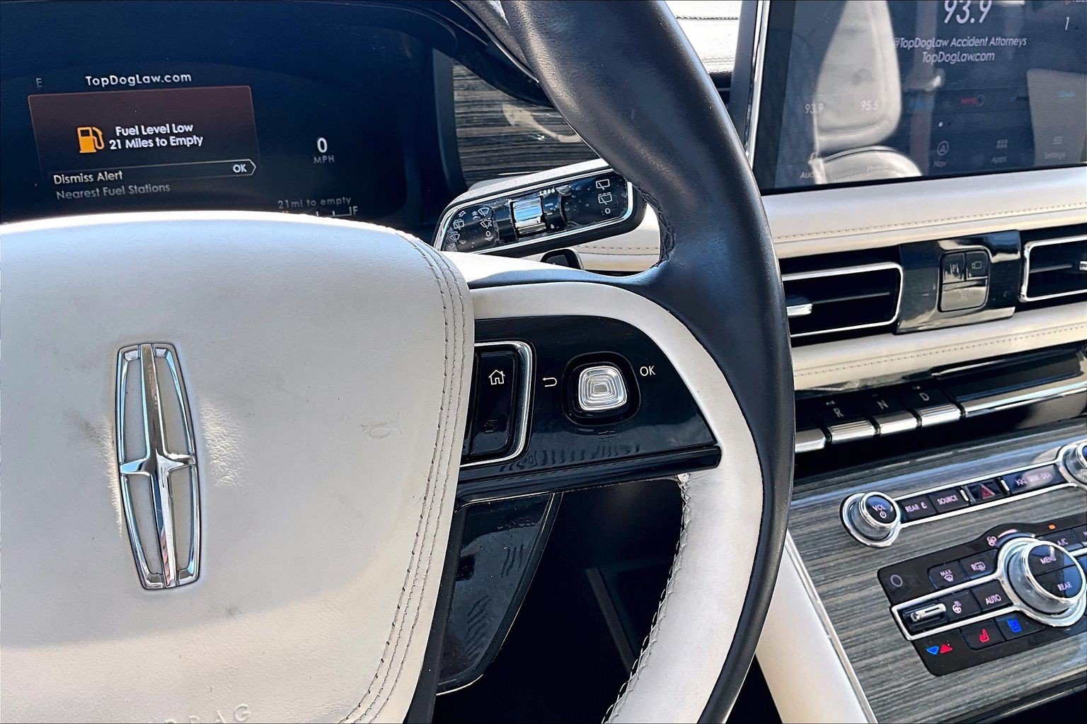 Used 2020 Lincoln Aviator Black Label w/ Dynamic Handling Package AWD/4WD image 18