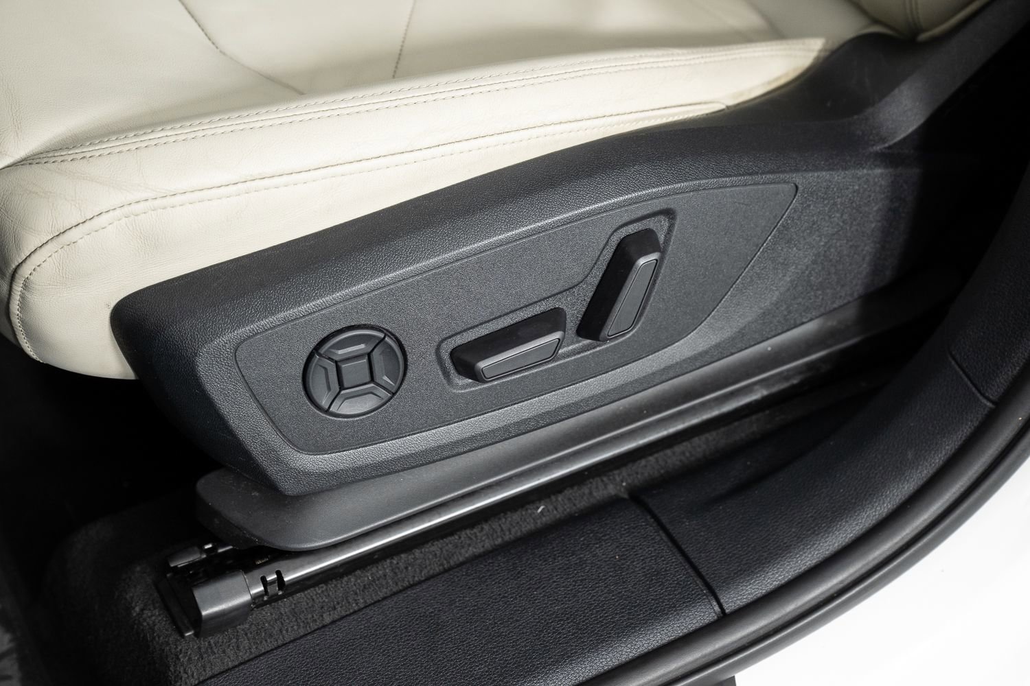 Used 2021 Audi Q3 2.0T Premium Plus w/ Premium Plus Package image 16