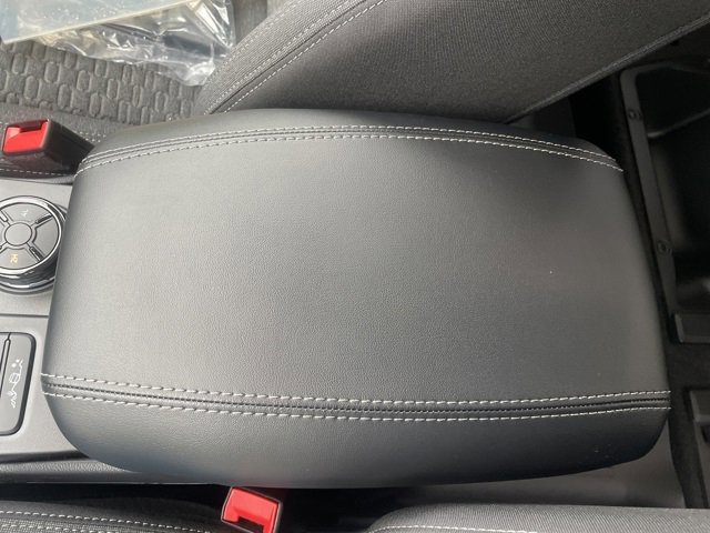 New 2025 Ford Ranger XLT w/ FX4 Off-Road Package image 39