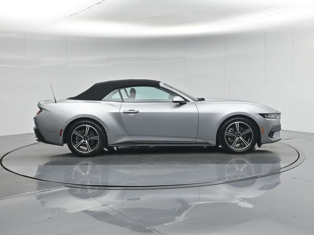 Used 2024 Ford Mustang Premium image 24