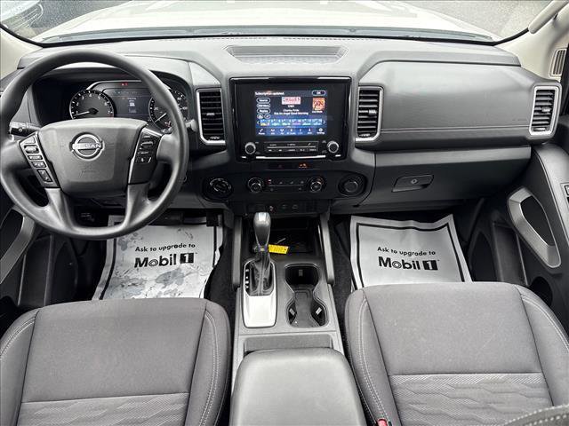 Used 2022 Nissan Frontier SV w/ Technology Package AWD/4WD image 10