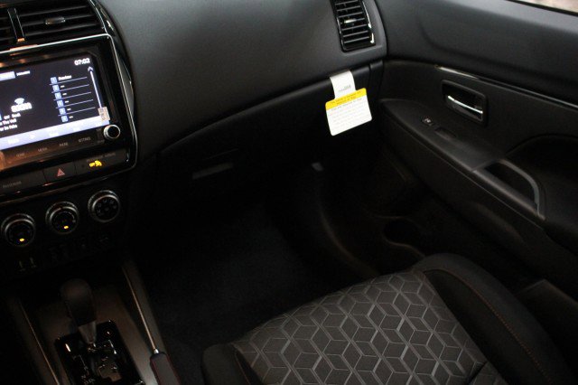 New 2026 Mitsubishi Outlander Sport LE AWD/4WD image 22