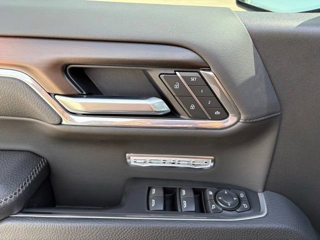 Certified 2025 GMC Sierra 1500 Denali w/ Denali Reserve Package AWD/4WD image 21