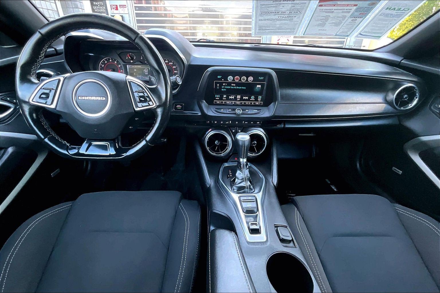 Used 2018 Chevrolet Camaro LT w/ Technology Package RWD image 13