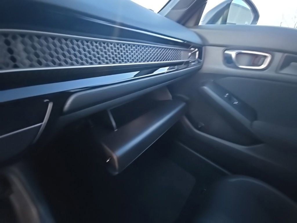 Used 2025 Honda Civic Sport image 21