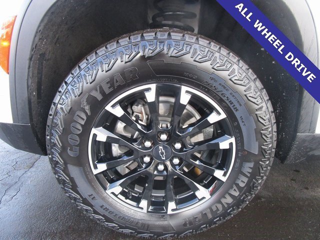 Certified 2024 Chevrolet Traverse Z71 w/ Enhanced Driving Package image 2