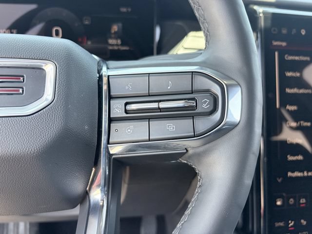 Used 2026 GMC Acadia Elevation FWD image 23
