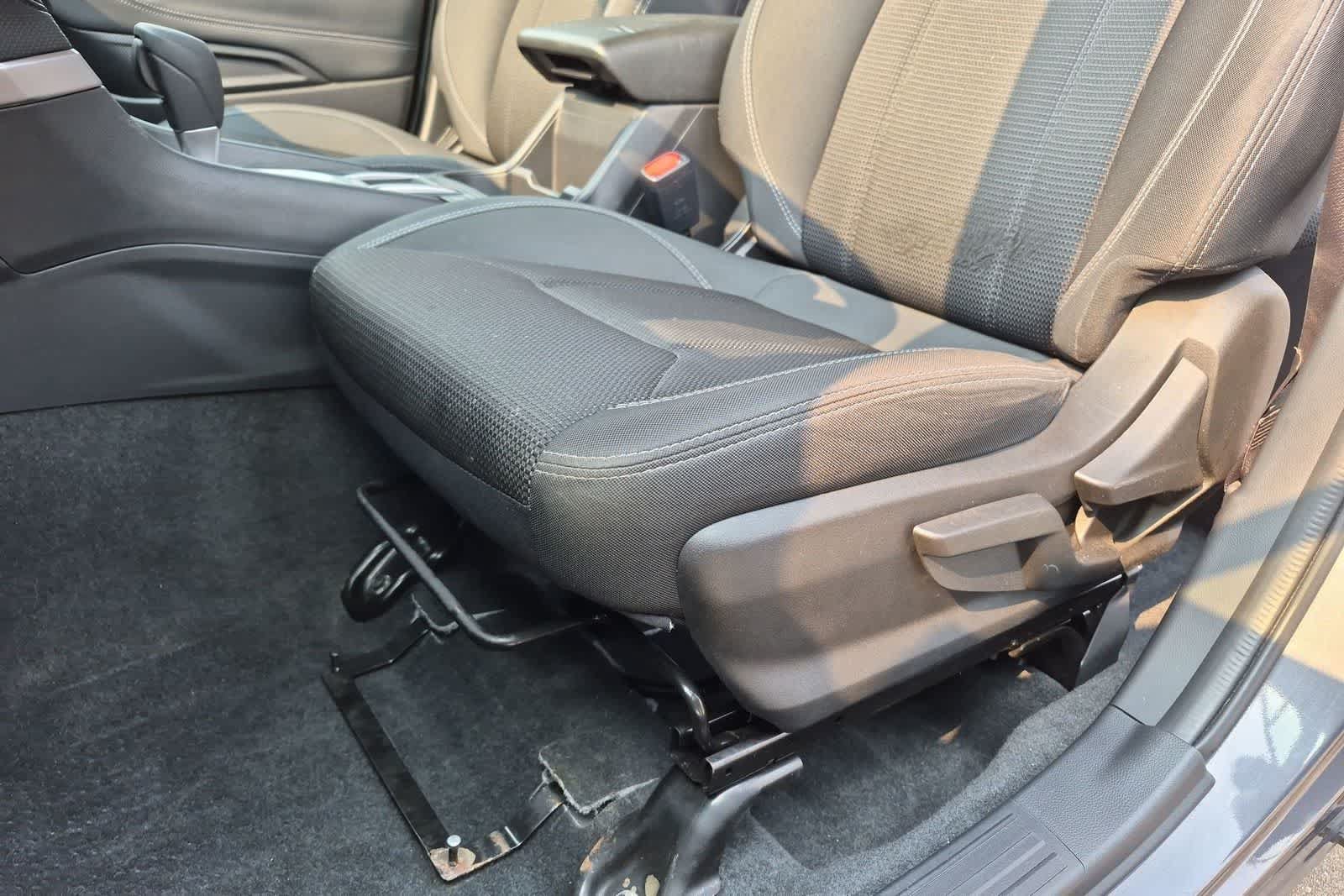 Used 2021 Subaru Forester AWD/4WD image 17