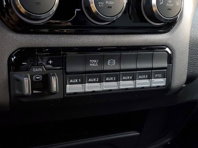 New 2026 RAM 3500 Tradesman w/ Chrome Appearance Group A AWD/4WD image 31