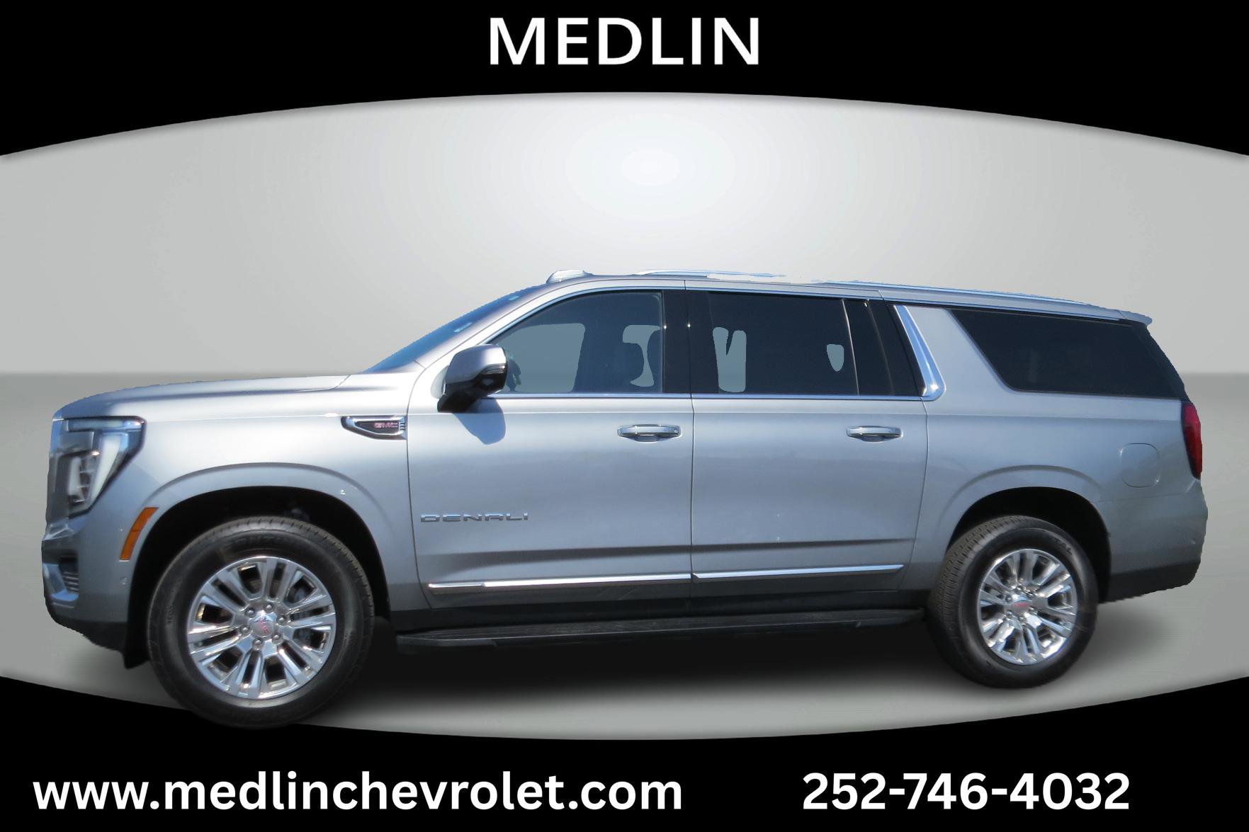 Used 2025 GMC Yukon XL Denali w/ LPO, Floor Liner Package AWD/4WD image 5
