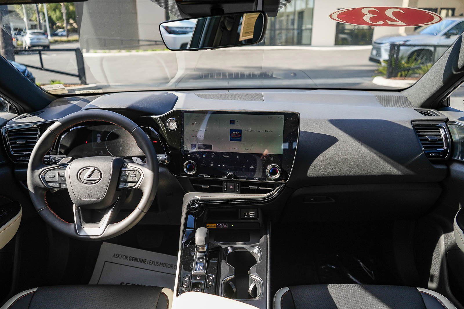 Used 2023 Lexus NX 350 AWD image 12
