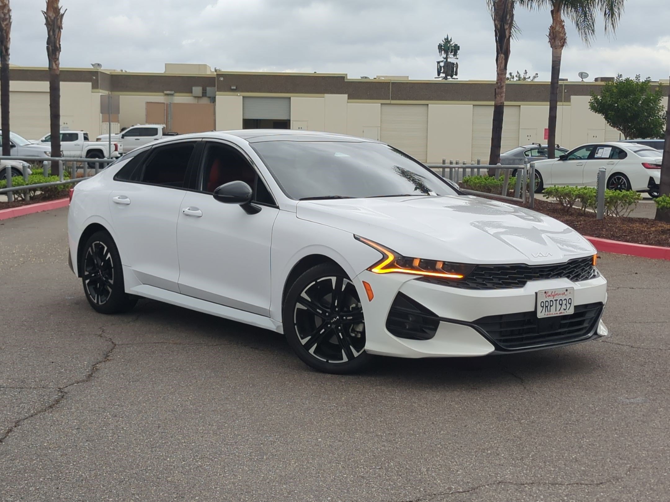 Used 2022 Kia K5 GT-Line w/ GT-Line FWD Premium Package image 2