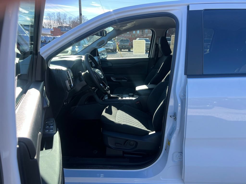 New 2025 Ford Ranger XLT w/ Equipment Group 301A High AWD/4WD image 13