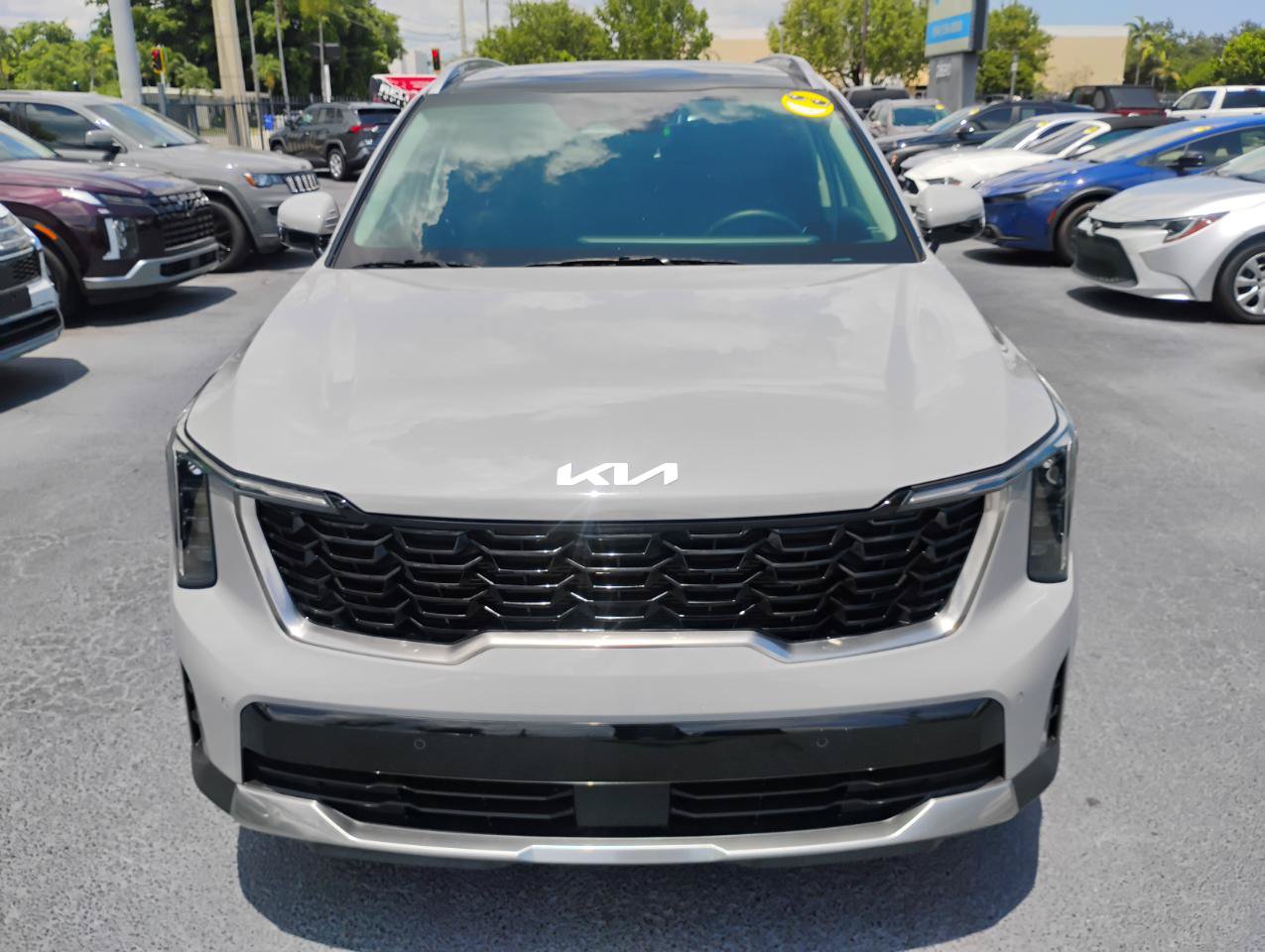 Used 2024 Kia Sorento S w/ Panoramic Sunroof Package FWD image 23