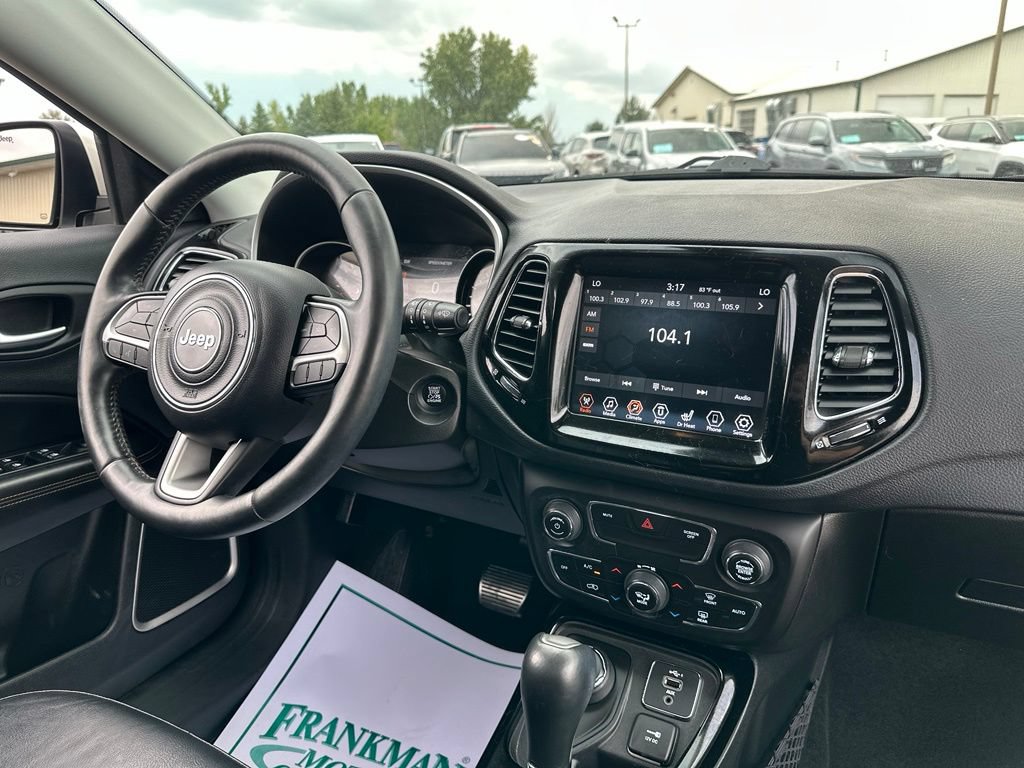 Used 2019 Jeep Compass Limited AWD/4WD image 32