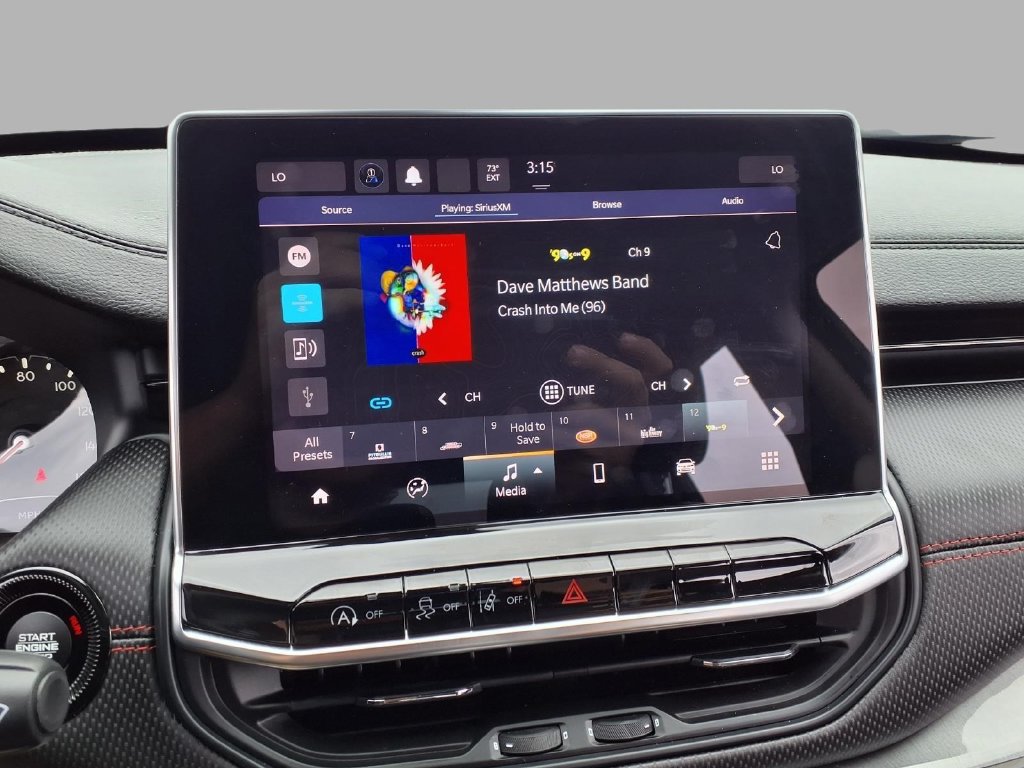 Used 2022 Jeep Compass Trailhawk w/ Sun and Sound Group AWD/4WD image 5