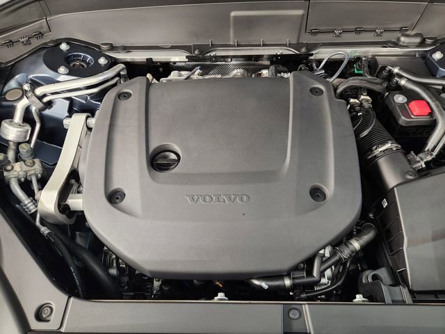 New 2026 Volvo XC90 B6 Plus w/ Protection Package Premier image 33
