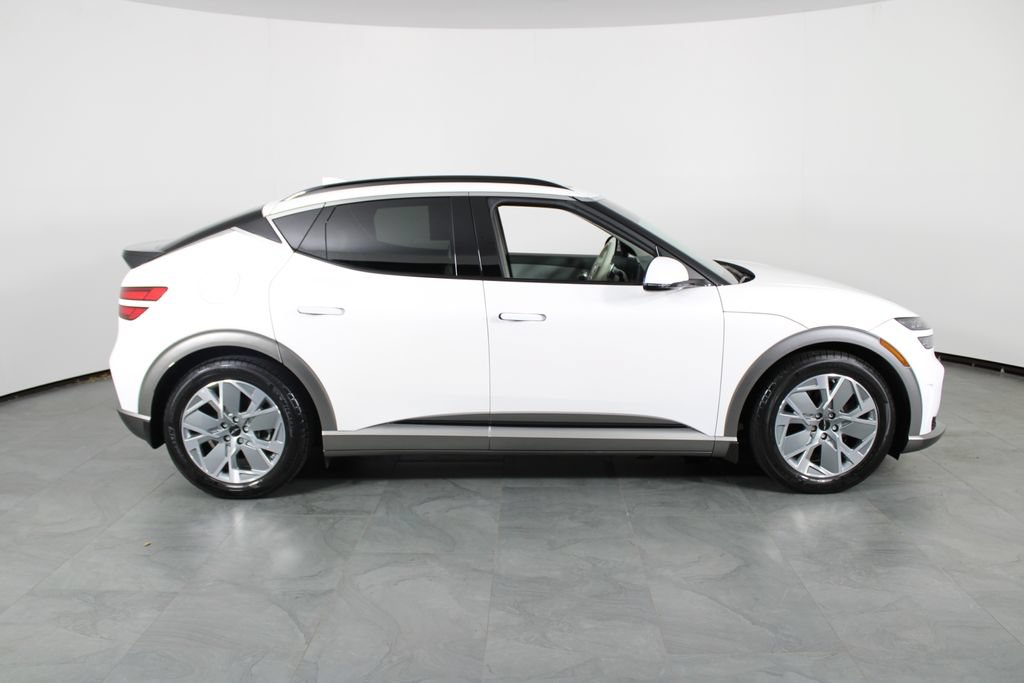 Used 2025 Genesis GV60 RWD image 13