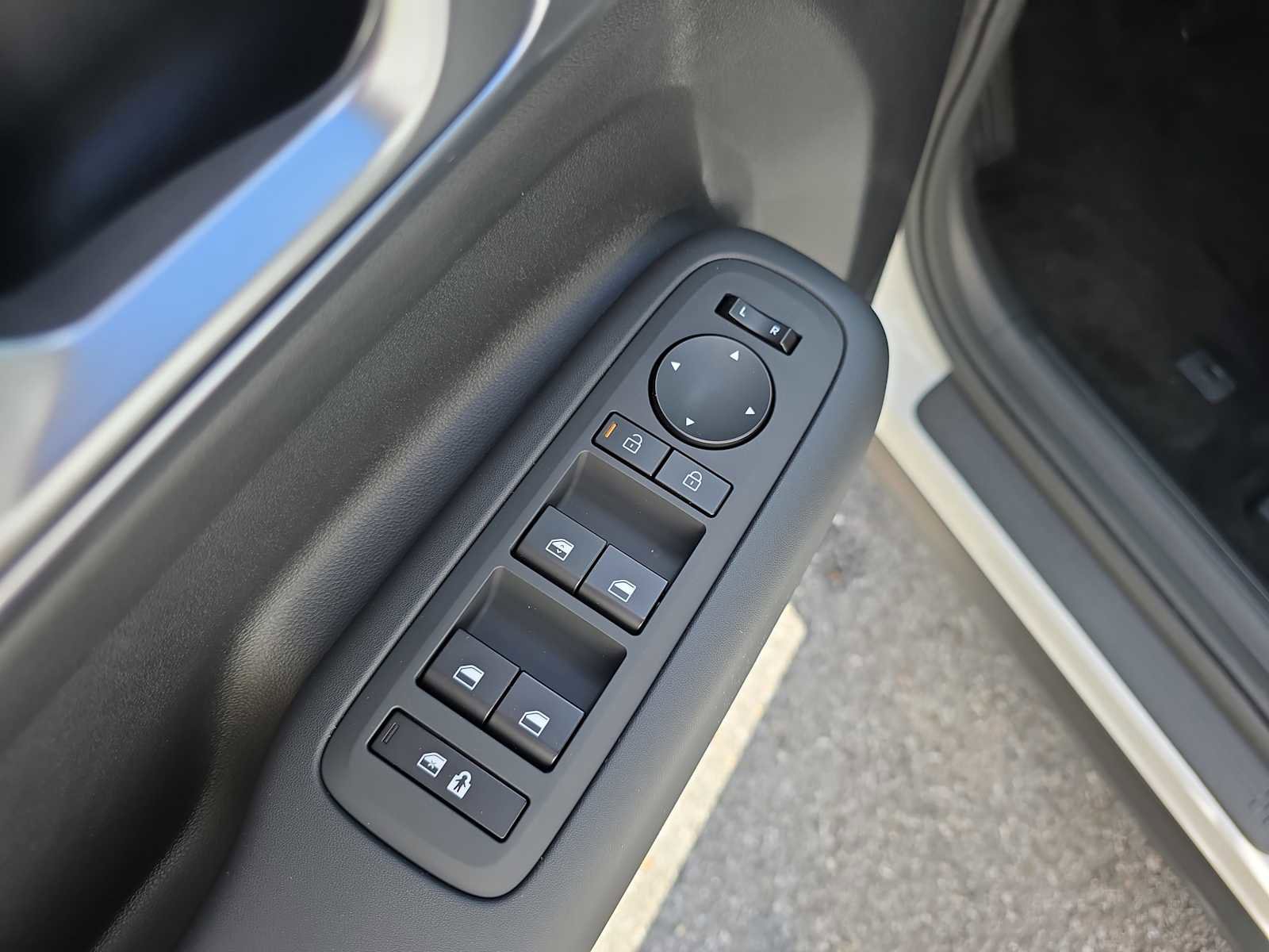 New 2026 Hyundai Santa Fe SE FWD image 19