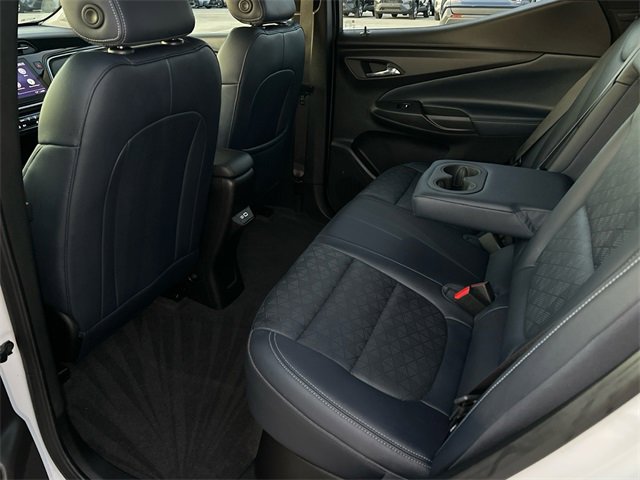 Used 2022 Chevrolet Bolt EUV LT w/ Convenience Package image 18