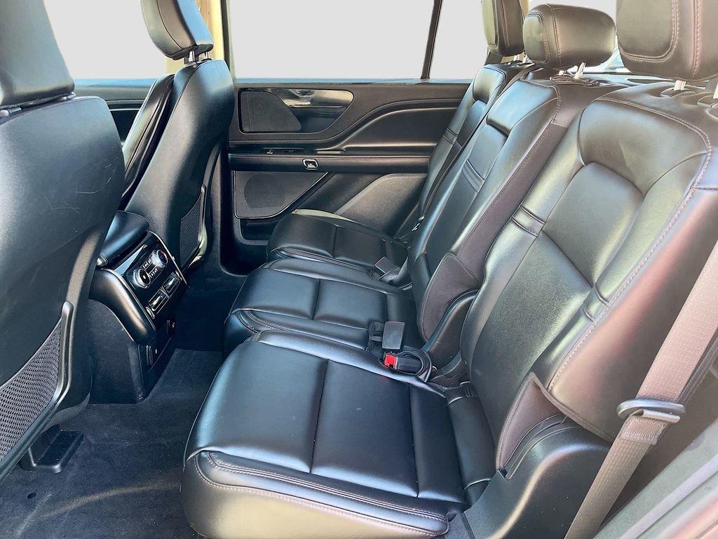 Used 2023 Lincoln Aviator AWD image 24