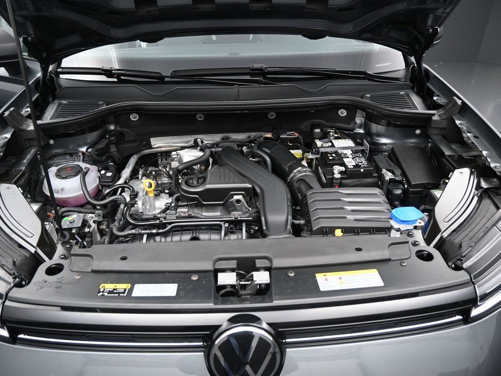 Used 2025 Volkswagen Taos S image 42