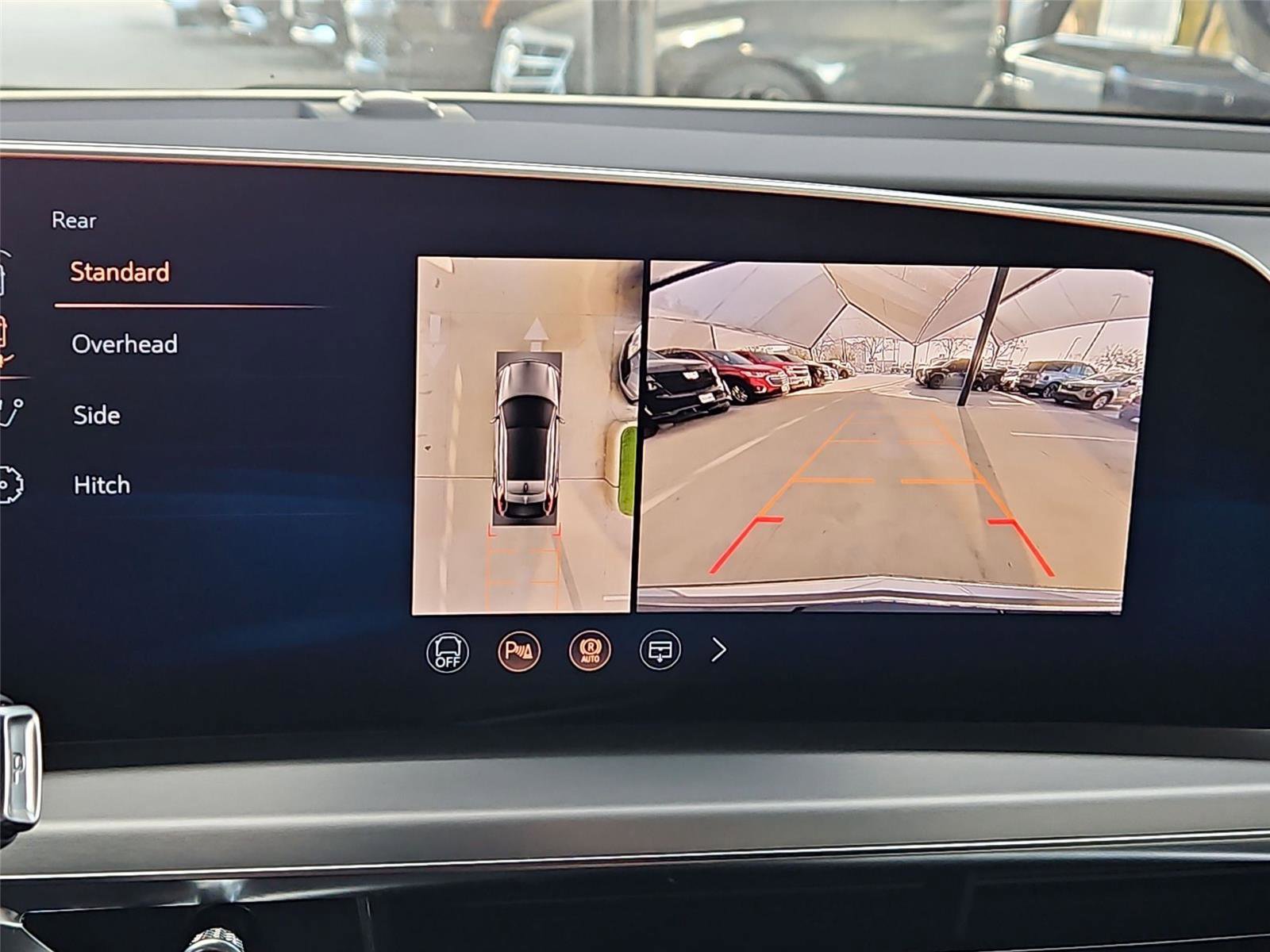 New 2026 Cadillac Lyriq Luxury w/ LPO, Floor Liner Package AWD/4WD image 16