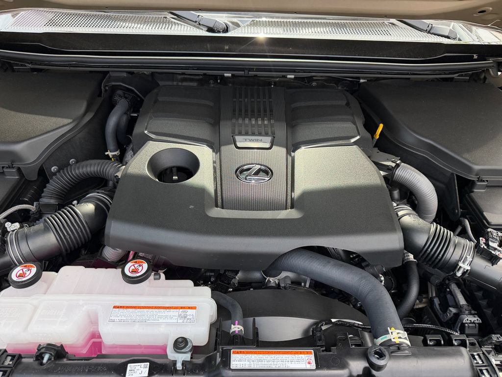New 2026 Lexus GX 550 AWD/4WD image 13