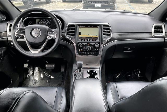 Used 2018 Jeep Grand Cherokee Limited image 15