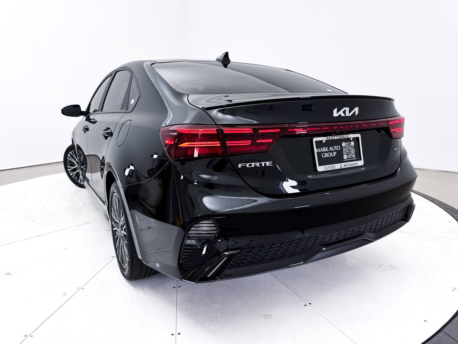 Certified 2024 Kia Forte GT-Line image 7