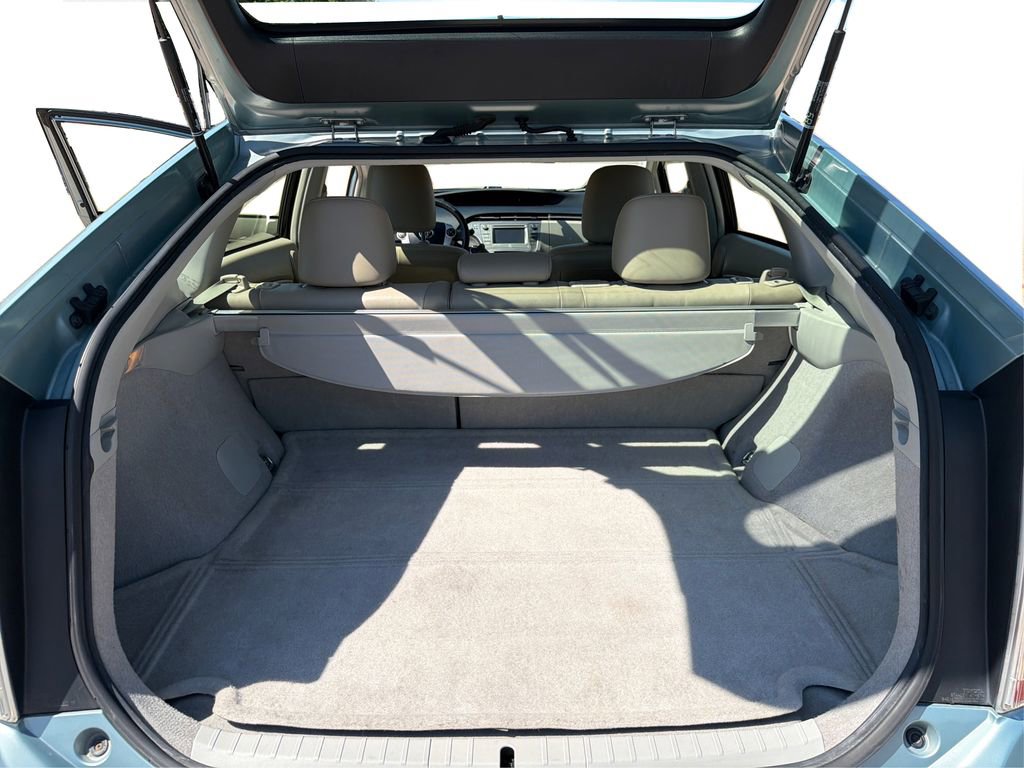 Used 2015 Toyota Prius Four FWD image 13