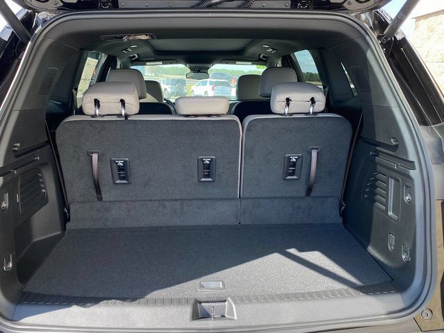 New 2025 GMC Acadia Elevation w/ Elevation Premium Package FWD image 10