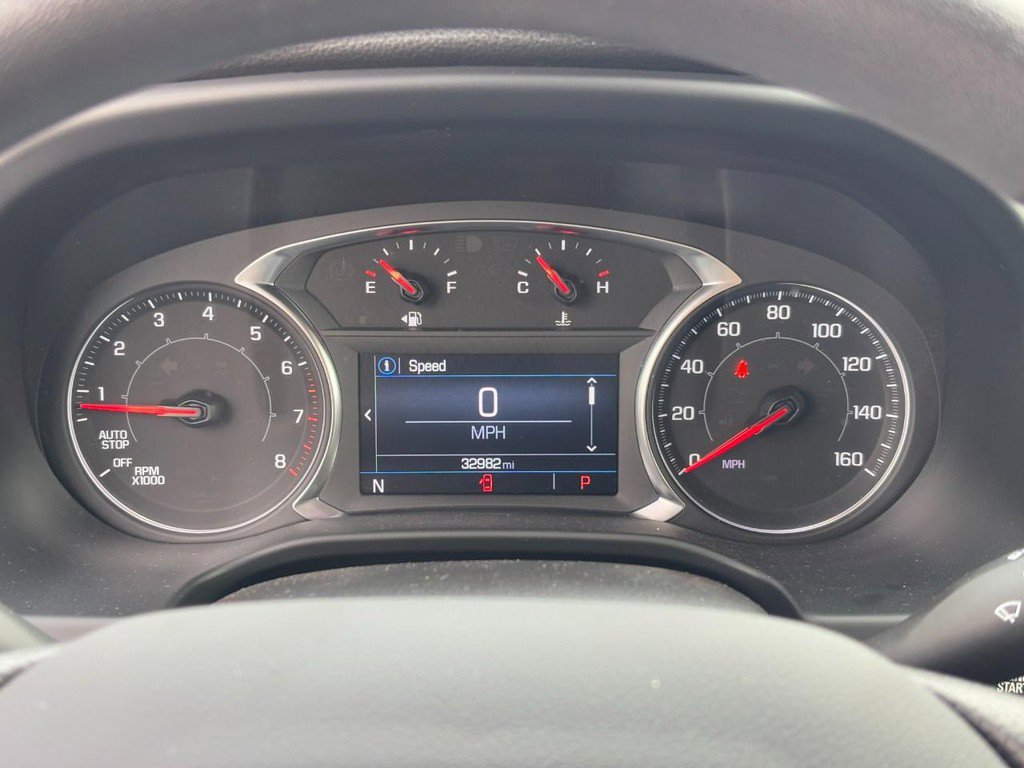 Used 2023 GMC Acadia SLE w/ Driver Convenience Package FWD image 23