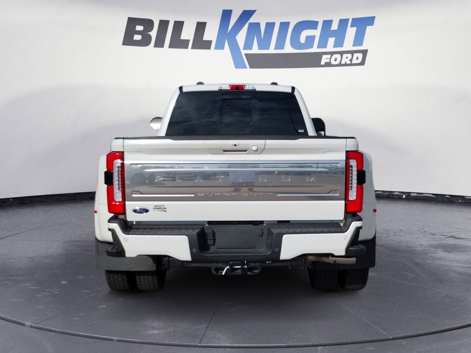Used 2025 Ford F450 Platinum w/ Platinum Plus Package image 4
