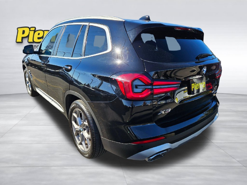 Used 2024 BMW X3 xDrive30i AWD/4WD image 3