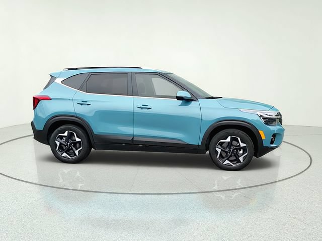 Certified 2025 Kia Seltos EX AWD/4WD image 7