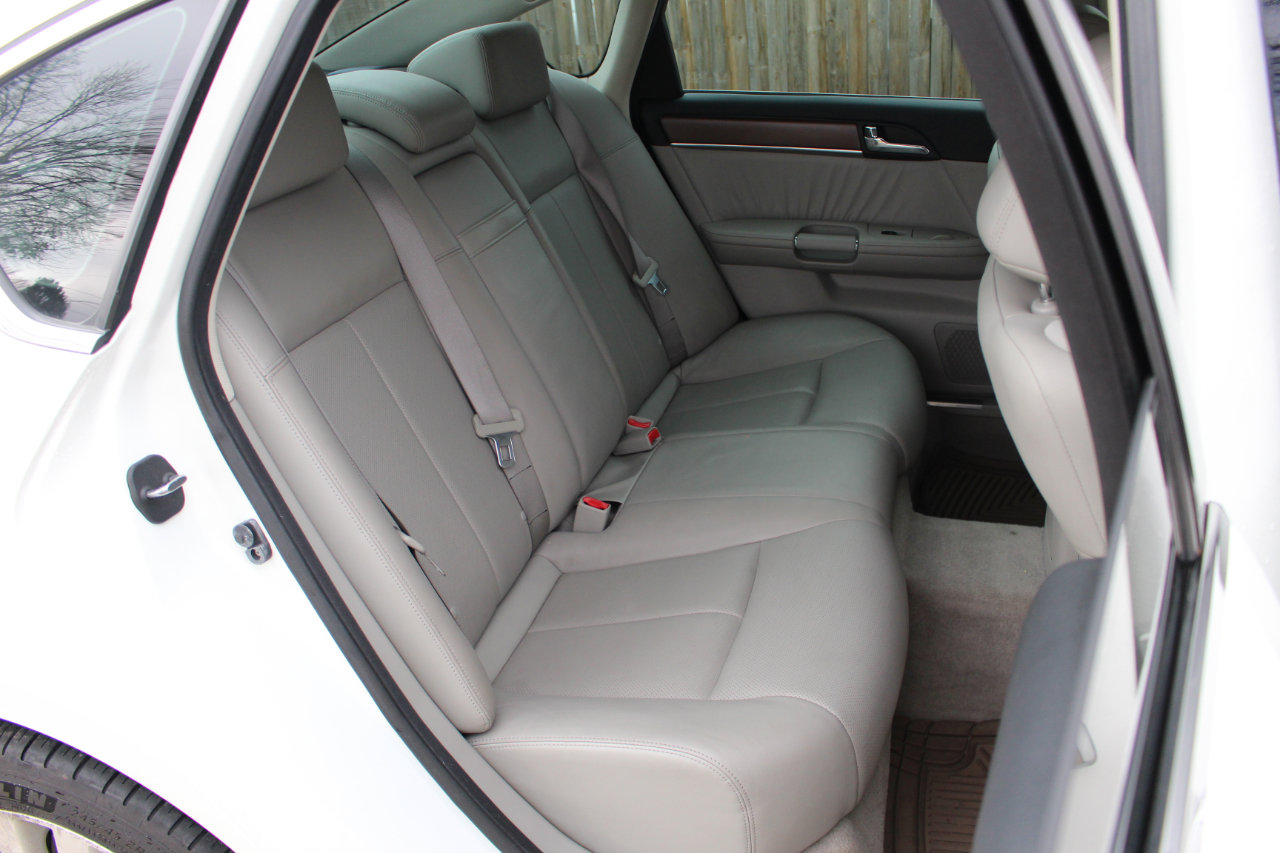 Used 2008 INFINITI M35 x w/ Technology Pkg image 40