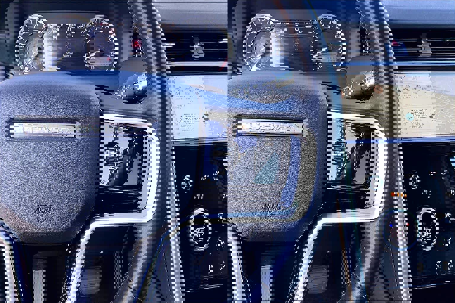 Used 2021 Land Rover Discovery Sport S image 23