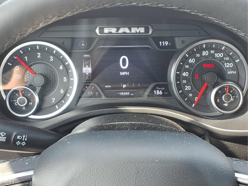 Used 2026 RAM 1500 Laramie w/ Sport Appearance Package AWD/4WD image 21