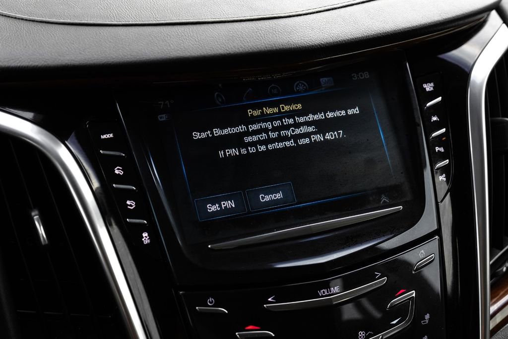 Used 2019 Cadillac Escalade Premium Luxury w/ LPO, Radiant Package RWD image 30