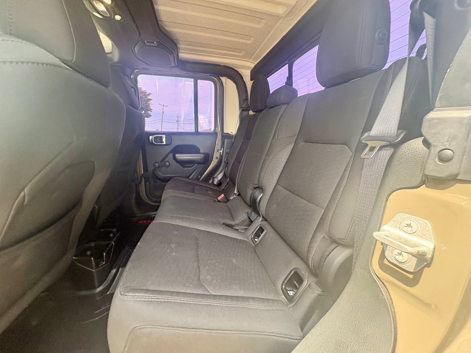 Used 2020 Jeep Gladiator Sport AWD/4WD image 11