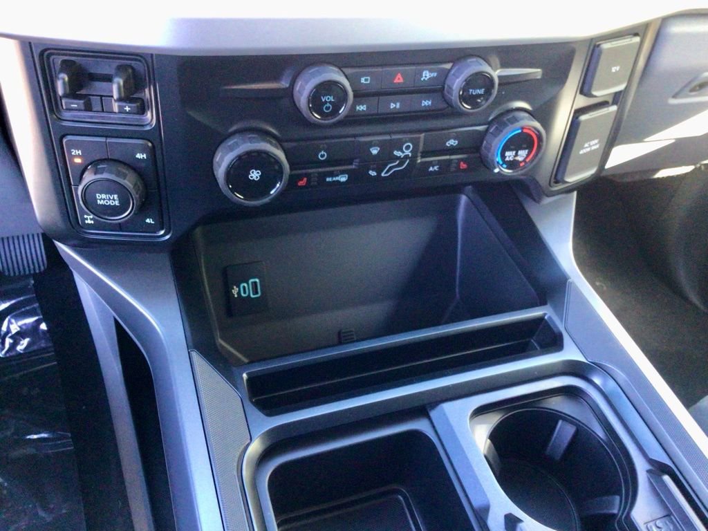 New 2026 Ford F250 XLT w/ XLT Premium Package image 23